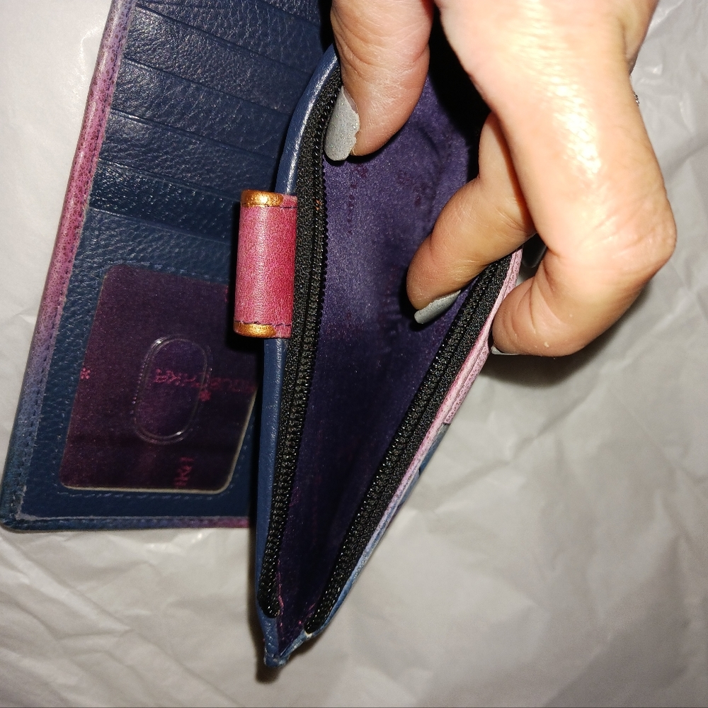 Amuschka large wallet NWOT. - Picture 3 of 7